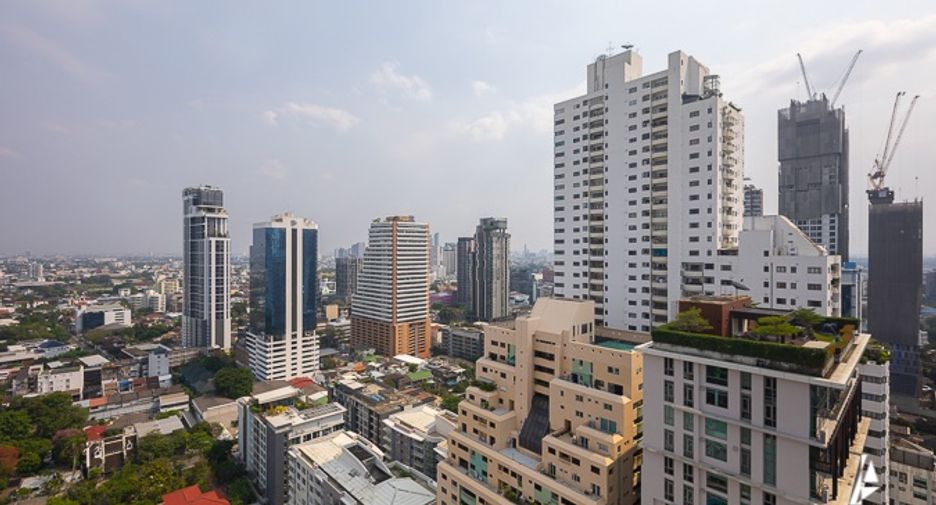 For rent and for sale 6 bedrooms condo in Watthana, Bangkok