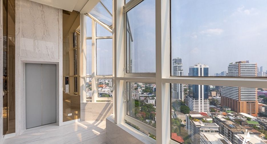 For rent and for sale 6 bedrooms condo in Watthana, Bangkok