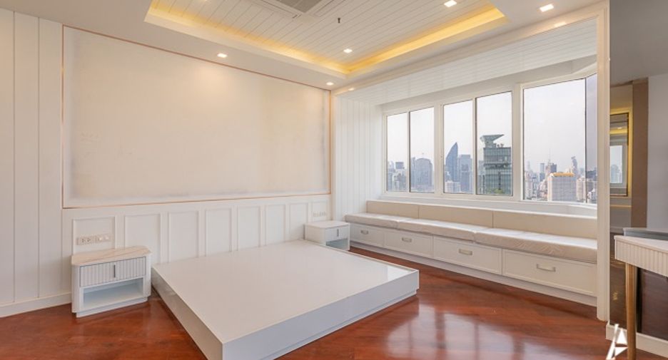 For rent and for sale 6 bedrooms condo in Watthana, Bangkok