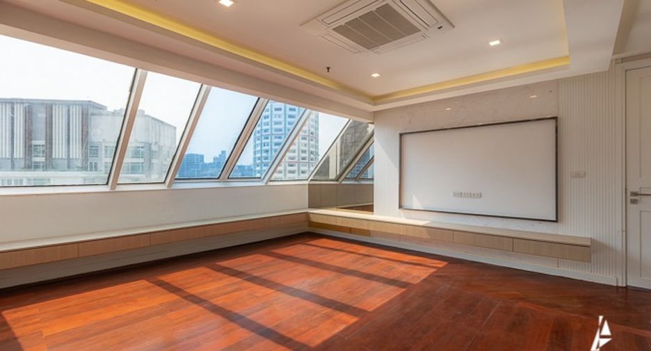 For rent and for sale 6 bedrooms condo in Watthana, Bangkok