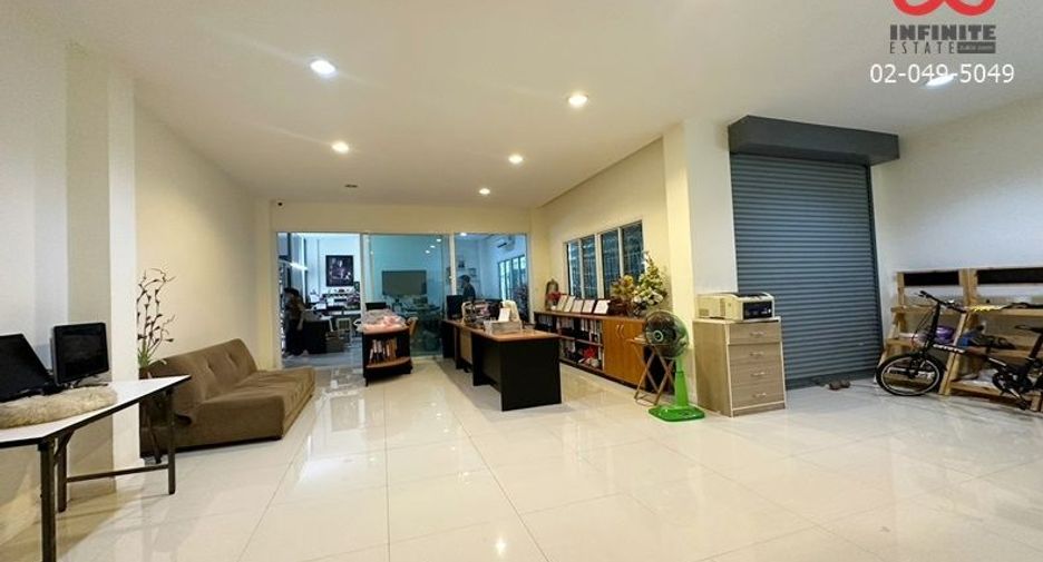 For sale 7 bed office in Mueang Nonthaburi, Nonthaburi