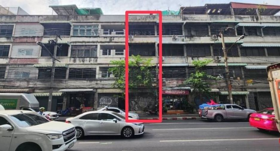 For sale 4 bed retail Space in Ratchathewi, Bangkok