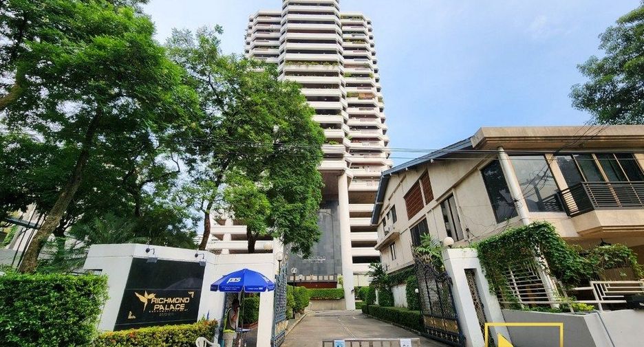Wohnung zur Miete mit 3 Zimmer in Watthana, Bangkok