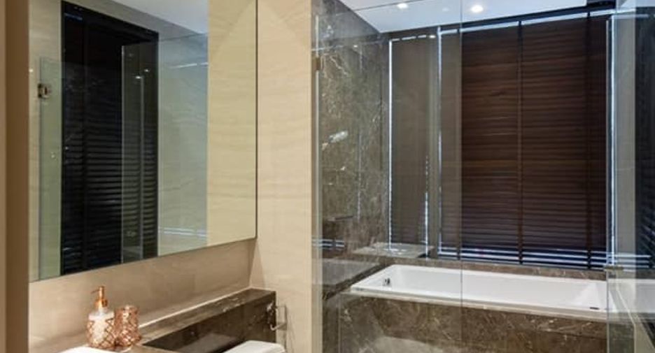 Wohnung zur Miete und zum Kauf mit 2 Zimmer in Bang Rak, Bangkok