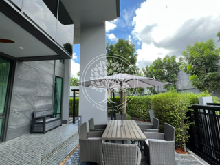 For rent and for sale 5 bedrooms house in Bang Kapi, Bangkok