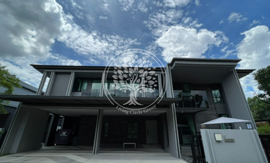 Casa en alquiler y en venta de 5 habitaciones en Bang Kapi, Bangkok