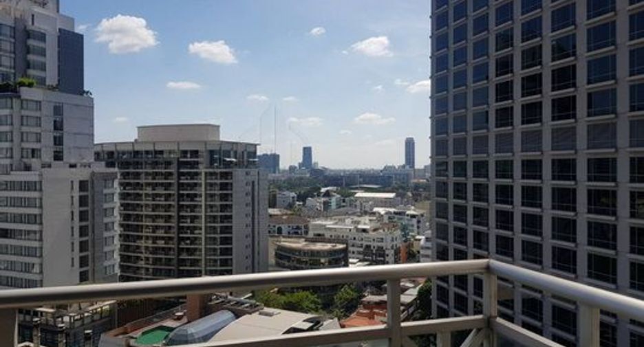 For sale 2 bedrooms condo in Pathum Wan, Bangkok