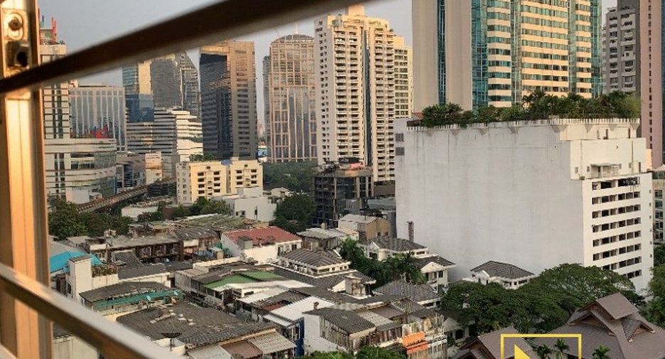 For rent 2 bedrooms condo in Khlong Toei, Bangkok