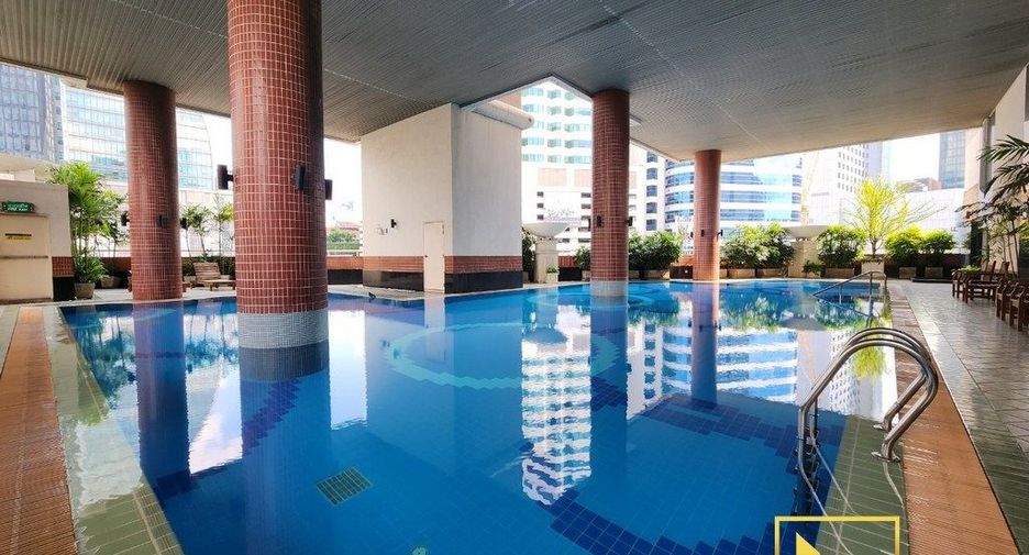 For rent 2 bedrooms condo in Khlong Toei, Bangkok