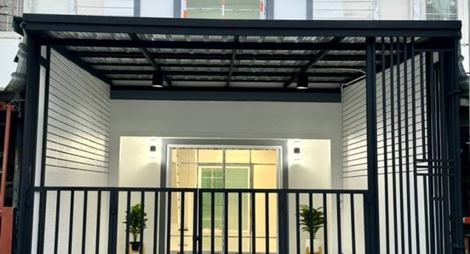 For sale 2 Beds townhouse in Bang Yai, Nonthaburi