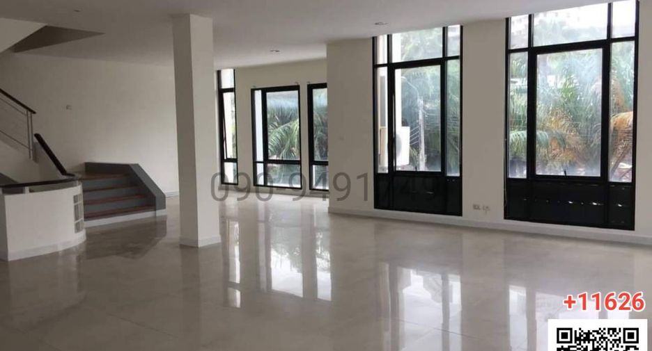 For rent 4 bedrooms office in Bang Na, Bangkok