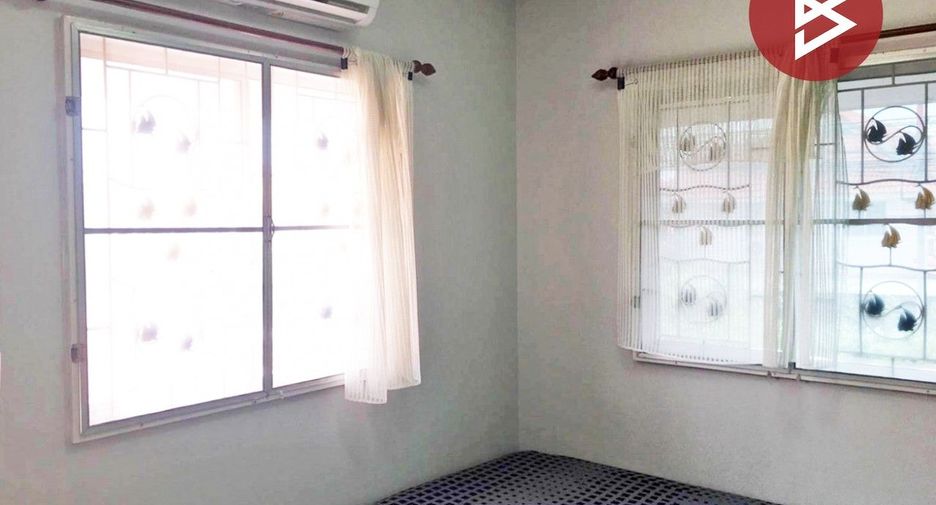 For sale studio townhouse in Mueang Chachoengsao, Chachoengsao