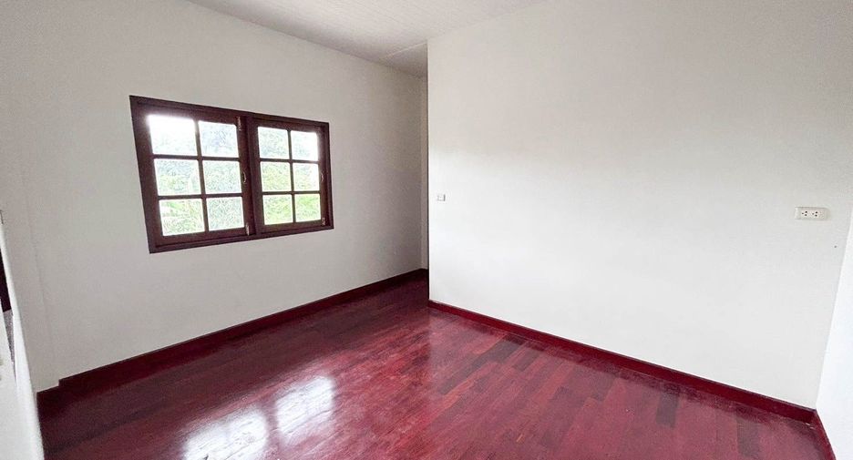 Casa en alquiler de 3 habitaciones en Mueang Phuket, Phuket