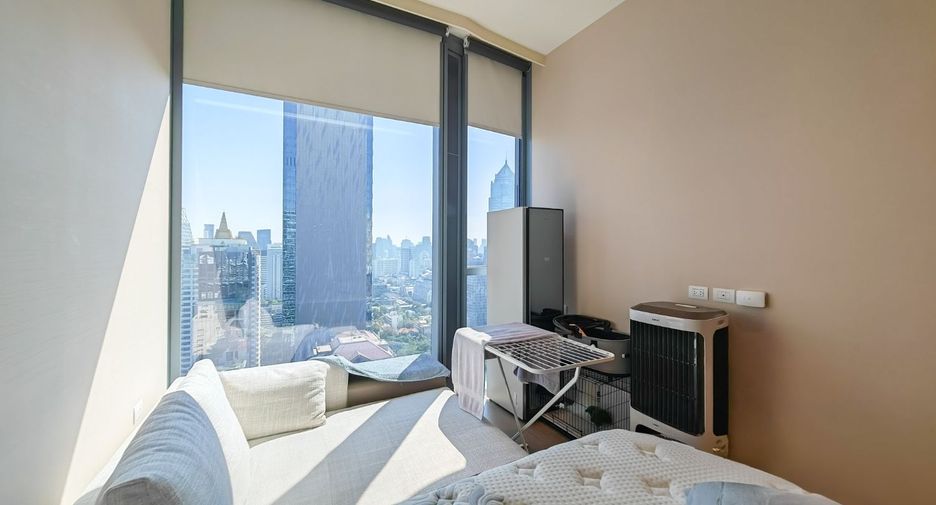 For sale 2 bedrooms condo in Pathum Wan, Bangkok