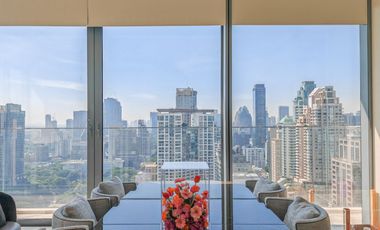 À vendre 2 chambres condo à Pathum Wan, Bangkok