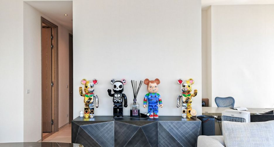 For sale 2 bedrooms condo in Pathum Wan, Bangkok