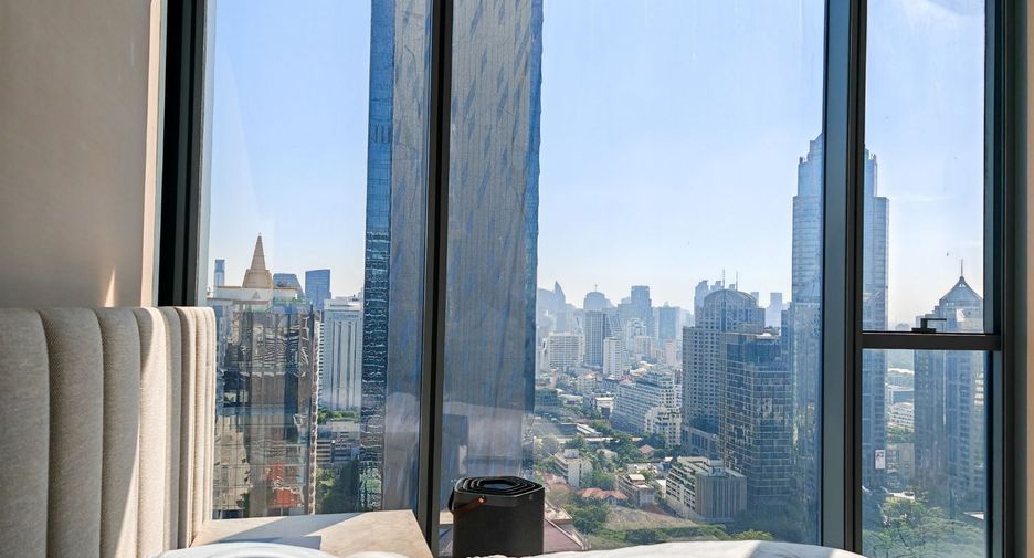 For sale 2 bedrooms condo in Pathum Wan, Bangkok
