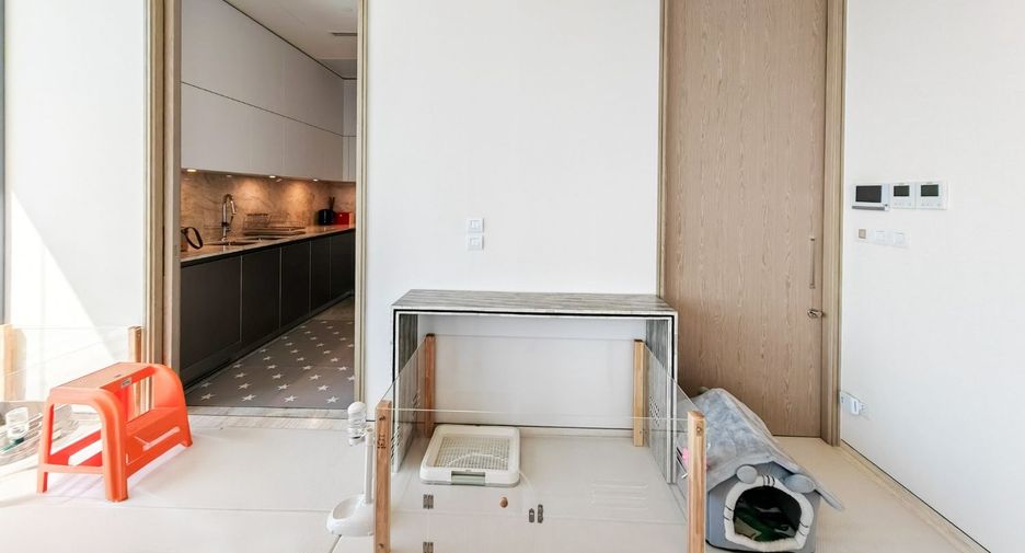 For sale 2 bedrooms condo in Pathum Wan, Bangkok