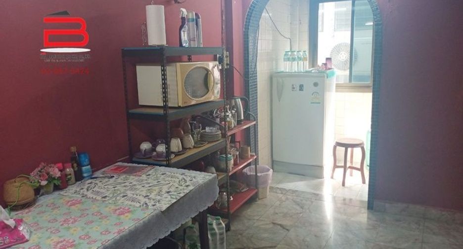 For sale 3 bedrooms retail Space in Lat Phrao, Bangkok