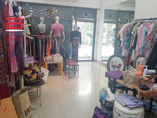 For sale 3 Beds retail Space in Lat Phrao, Bangkok