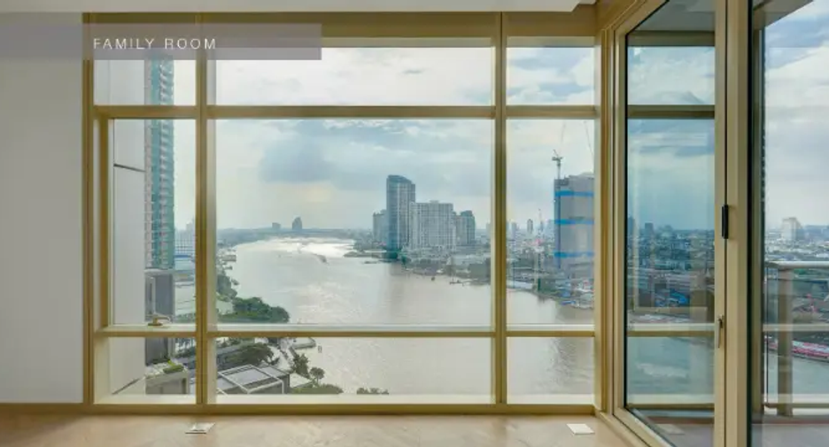 Condo en alquiler de 4 habitaciones en Bang Kho Laem, Bangkok