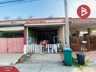 For sale 2 bed townhouse in Bang Pakong, Chachoengsao