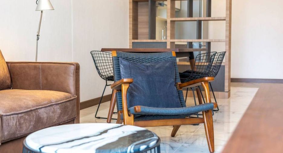 Wohnung zur Miete und zum Kauf mit 1 Zimmer in Bang Rak, Bangkok