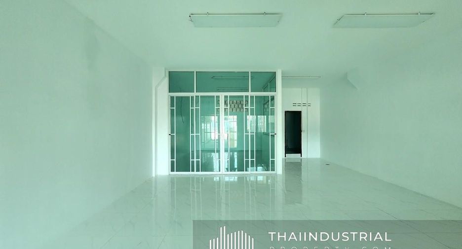 For rent warehouse in Mueang Pathum Thani, Pathum Thani