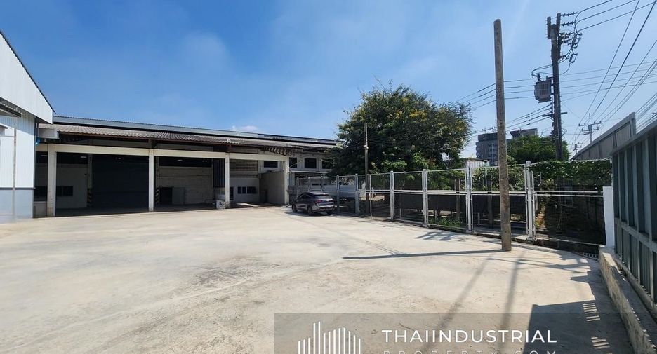 For rent warehouse in Mueang Pathum Thani, Pathum Thani