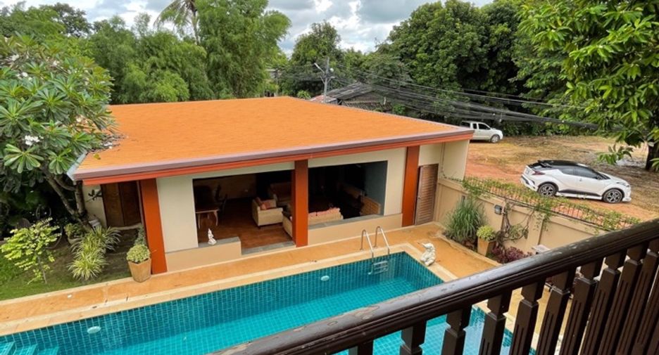Haus zur Miete und zum Kauf mit 10 Zimmer in San Sai, Chiang Mai