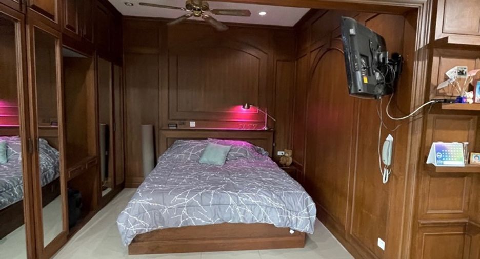 Haus zur Miete und zum Kauf mit 10 Zimmer in San Sai, Chiang Mai