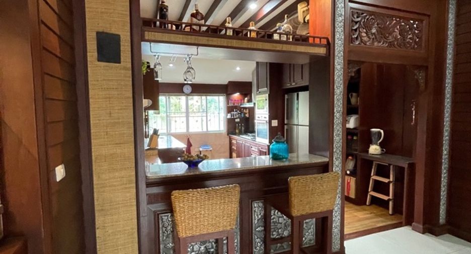 Haus zur Miete und zum Kauf mit 10 Zimmer in San Sai, Chiang Mai