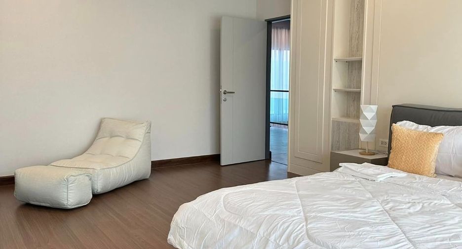 For rent and for sale 4 bedrooms house in Bang Phli, Samut Prakan