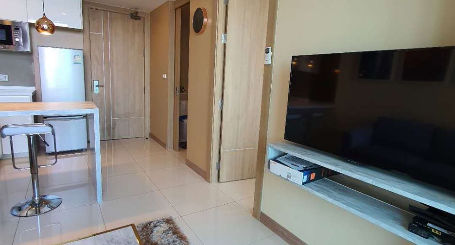 For sale 1 bed condo in Bang Lamung, Chonburi