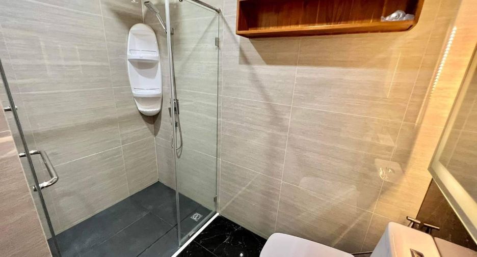 For rent 2 bedrooms condo in Bang Lamung, Chonburi