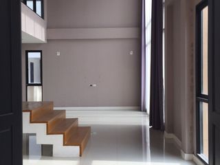 Casa en venta de estudio en Nong Chok, Bangkok