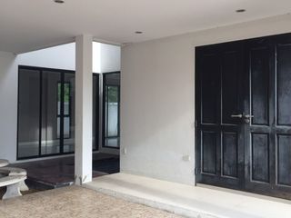 Casa en venta de estudio en Nong Chok, Bangkok