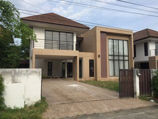 Casa en venta de estudio en Nong Chok, Bangkok
