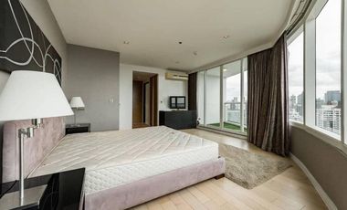 For rent 3 bedrooms condo in Watthana, Bangkok