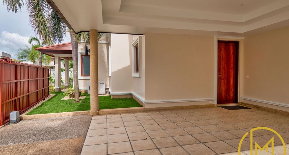 For rent and for sale 4 bedrooms villa in Thalang, Phuket