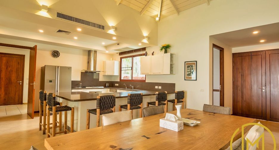 For rent and for sale 4 bedrooms villa in Thalang, Phuket