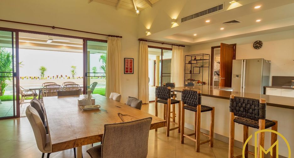 For rent and for sale 4 bedrooms villa in Thalang, Phuket