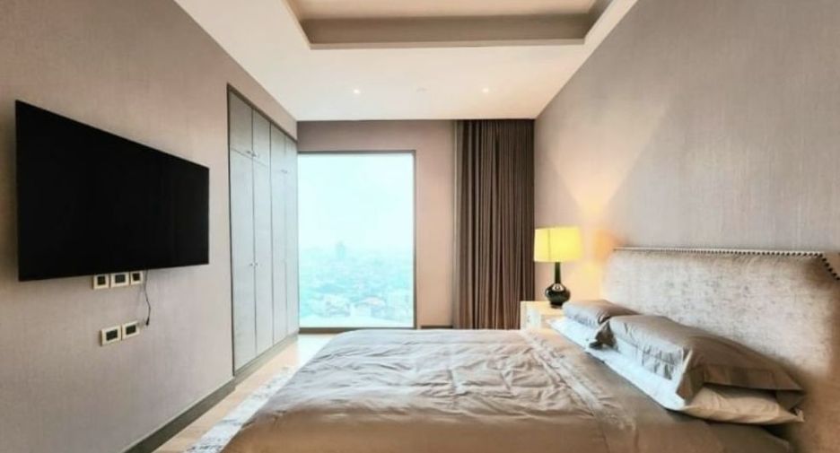For sale 3 ベッドルーム condo in Khlong San, Bangkok