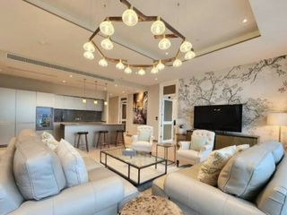 For sale 3 bed condo in Khlong San, Bangkok