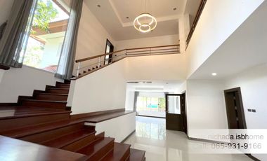 Casa en alquiler y en venta de 4 habitaciones en Pak Kret, Nonthaburi