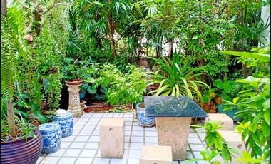 For rent 4 bedrooms house in Watthana, Bangkok