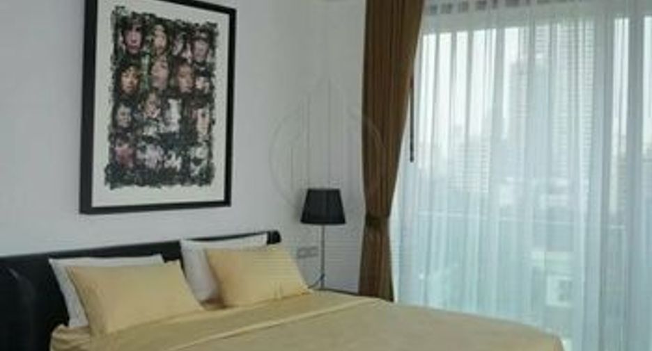 For rent and for sale 2 bedrooms condo in Watthana, Bangkok