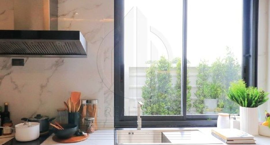 Haus zum Kauf mit 4 Zimmer in Bang Lamung, Chonburi
