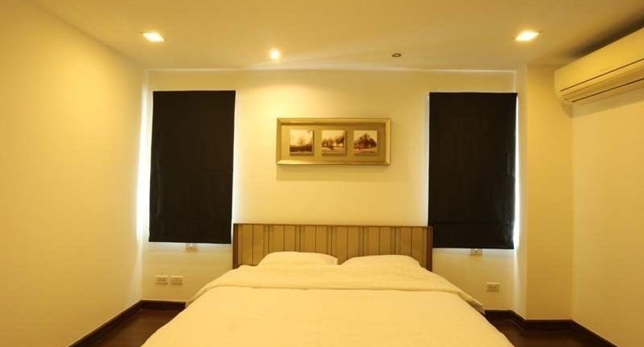 À louer 2 chambres condo à Khlong San, Bangkok