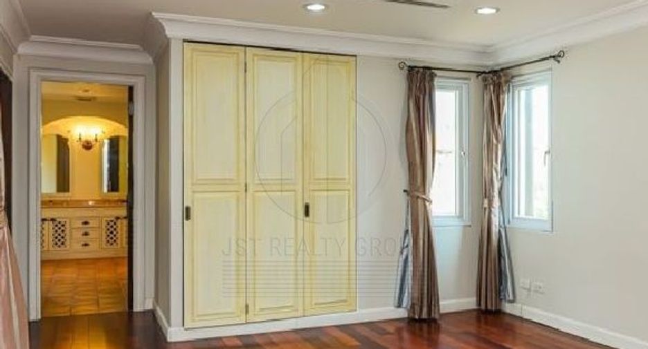For sale 3 bedrooms house in Bang Phli, Samut Prakan